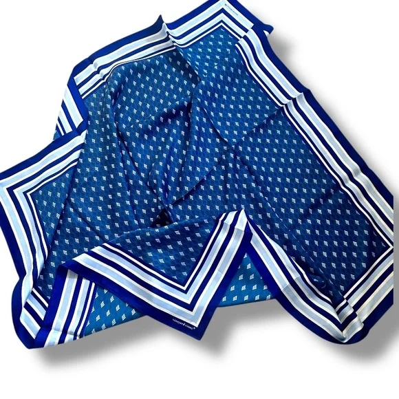 Vineyard Vines 100% Silk Navy & White Scarf - Picture 8 of 16